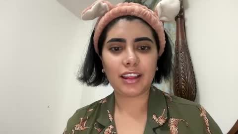 therealcamilabaddie online show from 16, 12, 2024