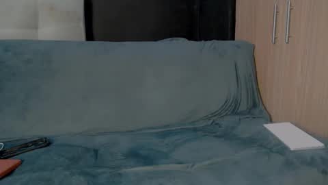 Snapshot of thesaint_xxx chatting on 18, 9, 2025 thesaint_xxx online show from 18, 9, 2025