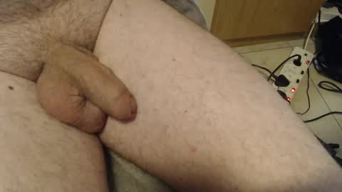 Snapshot of thesneakysqueeker chatting on 10, 12, 2024 Peter online show from 10, 12, 2024