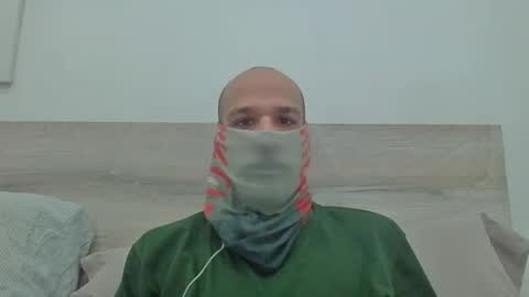 Snapshot of thetubedscarfguy chatting on 5, 2, 2025 Scarf guy online show from 5, 2, 2025