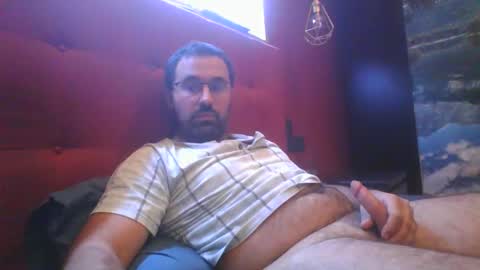 Carlos1990 online show from 2, 12, 2024