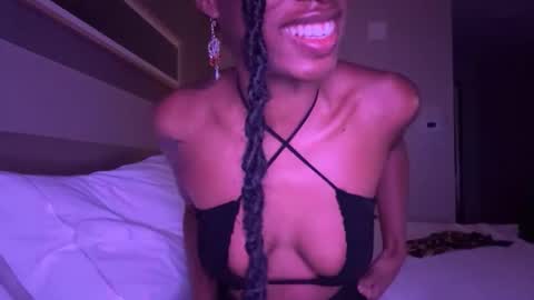 Sapphire the Vixen online show from 15, 2, 2026