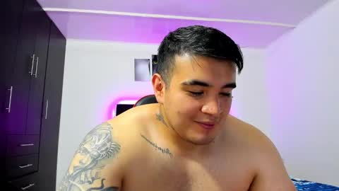 Thiago online show from 6, 1, 2025