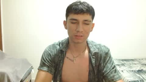 thiago_deseo69 online show from 7, 7, 2026