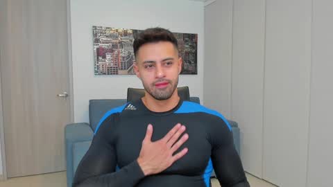 thiago_driussi online show from 16, 1, 2025