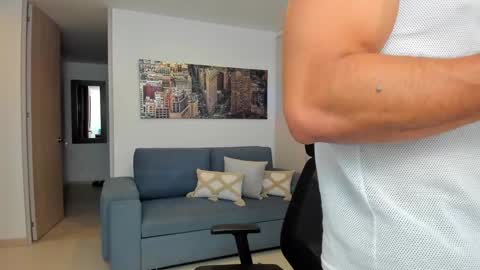 thiago_driussi online show from 4, 2, 2025