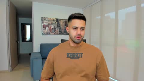 thiago_driussi online show from 5, 2, 2025