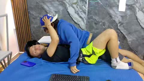 Snapshot of thiago_enzo chatting on 22, 5, 2026 online show from 22, 5, 2026