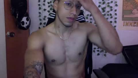 Snapshot of thiago_happy chatting on 2, 3, 2025 thiago_happy online show from 2, 3, 2025