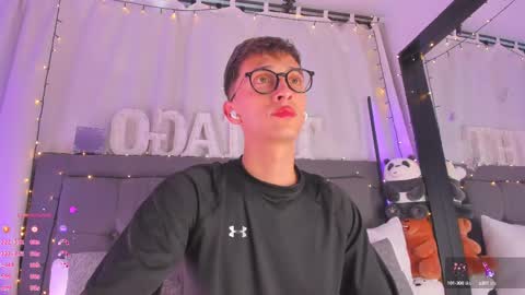 SanThiago online show from 3, 3, 2025