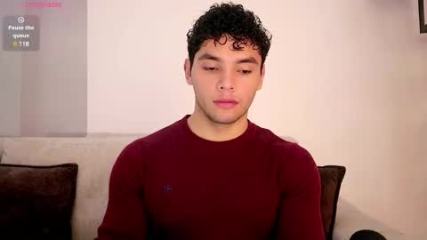 Just Thiago  online show from 4, 3, 2025