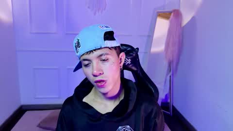 thiago_n_sam online show from 19, 10, 2025