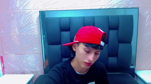 thiago_twink38 online show from 16, 1, 2026