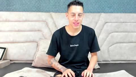 Thiago   online show from 23, 1, 2025