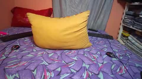 thick_sweet_ass online show from 20, 2, 2025