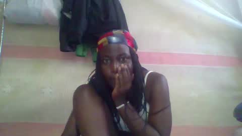 thickianah376 online show from 21, 2, 2025