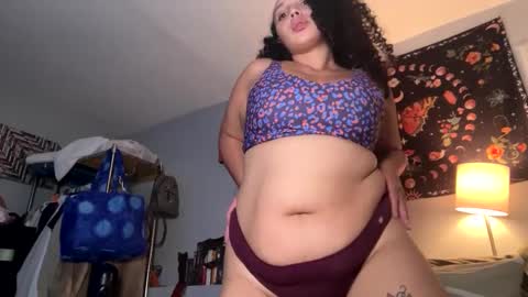 Snapshot of thickncurly88 chatting on 29, 9, 2025 Thickncurly online show from 29, 9, 2025
