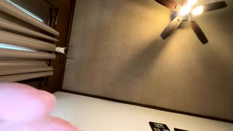 thicknick39 online show from 18, 2, 2026