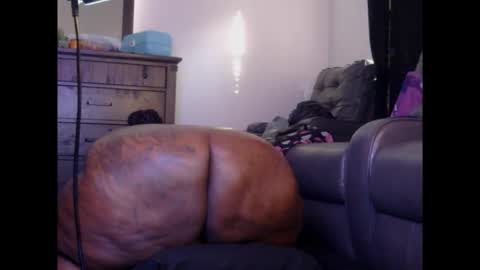 Thickumzz41 online show from 26, 5, 2026