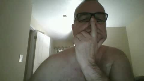 Snapshot of thickwhiteload chatting on 6, 1, 2025 thickwhiteload online show from 6, 1, 2025