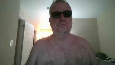 Snapshot of thickwhiteload chatting on 28, 2, 2025 thickwhiteload online show from 28, 2, 2025