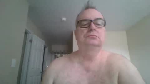 Snapshot of thickwhiteload chatting on 12, 3, 2025 thickwhiteload online show from 12, 3, 2025