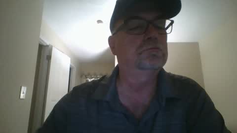 Snapshot of thickwhiteload chatting on 1, 11, 2025 thickwhiteload online show from 1, 11, 2025