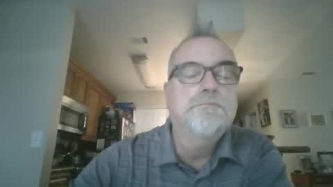 Snapshot of thickwhiteload chatting on 17, 12, 2025 thickwhiteload online show from 17, 12, 2025