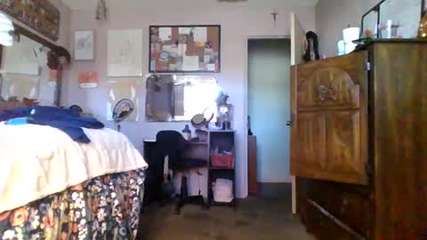 ThickyVicky online show from 20, 10, 2025