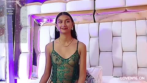 Snapshot of thin_eva chatting on 24, 1, 2025 Eva online show from 24, 1, 2025