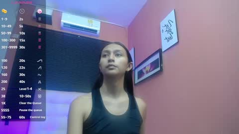 Snapshot of thin_eva chatting on 23, 2, 2025 Eva online show from 23, 2, 2025