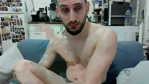 Snapshot of thinboy2 chatting on 18, 2, 2026 Thinboy2 online show from 18, 2, 2026