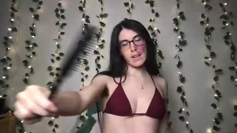 Snapshot of thistlefernsby chatting on 16, 10, 2025 thistlefernsby online show from 16, 10, 2025