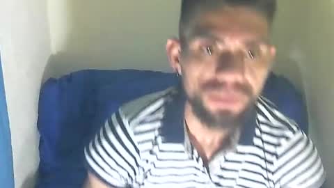 Snapshot of thomas2wood chatting on 15, 6, 2026 Thomas2Wood online show from 15, 6, 2026