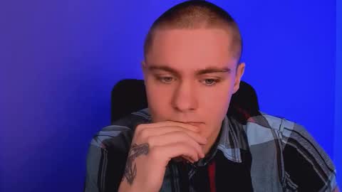 thomas_crow online show from 19, 11, 2025