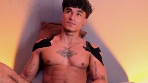 Thomas 3  JUST STAY AND BE MY LAST LOVE online show from 4, 1, 2025