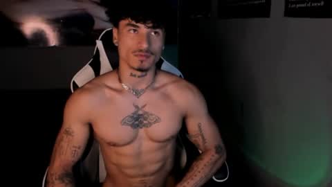 Snapshot of thomas_fit1 chatting on 12, 6, 2026 Thomas 3 JUST STAY AND BE MY LAST LOVE online show from 12, 6, 2026