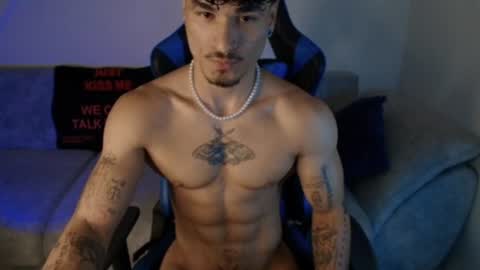 Snapshot of thomas_fit1 chatting on 6, 7, 2026 Thomas 3 JUST STAY AND BE MY LAST LOVE online show from 6, 7, 2026