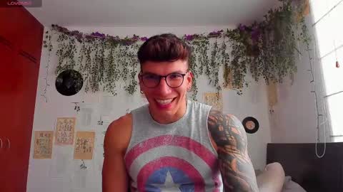 Thomas Grey online show from 10, 2, 2025