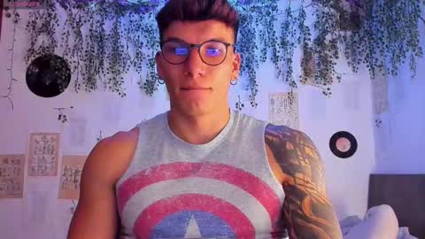 Thomas Grey online show from 10, 2, 2025