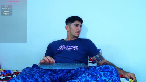 thomas_ks11 online show from 28, 12, 2024