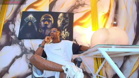 Thomas online show from 11, 4, 2026