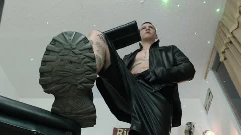 thomasjons online show from 10, 4, 2026