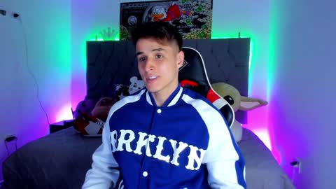 Thom Klein online show from 4, 2, 2025