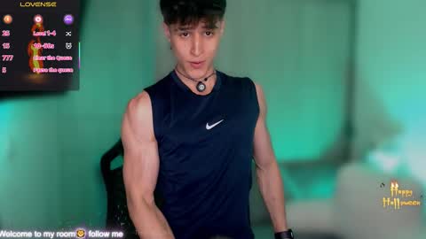 Thom Klein online show from 4, 10, 2025