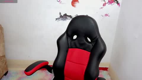 Snapshot of thommy_cute chatting on 12, 10, 2025 Thomas online show from 12, 10, 2025