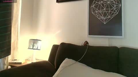 Snapshot of thomylov chatting on 12, 1, 2026 thomylov online show from 12, 1, 2026