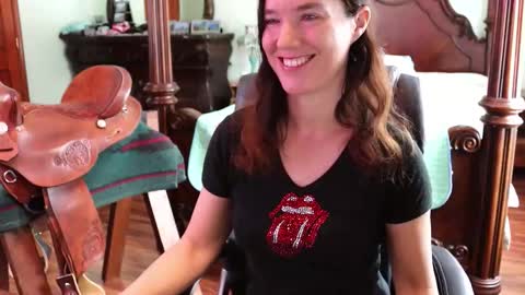 ThornburyRose online show from 9, 2, 2026