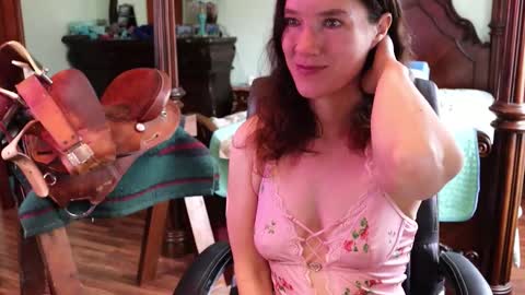 ThornburyRose online show from 14, 3, 2026