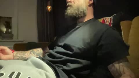 Snapshot of throatface_killah chatting on 14, 10, 2025 throatface_killah online show from 14, 10, 2025